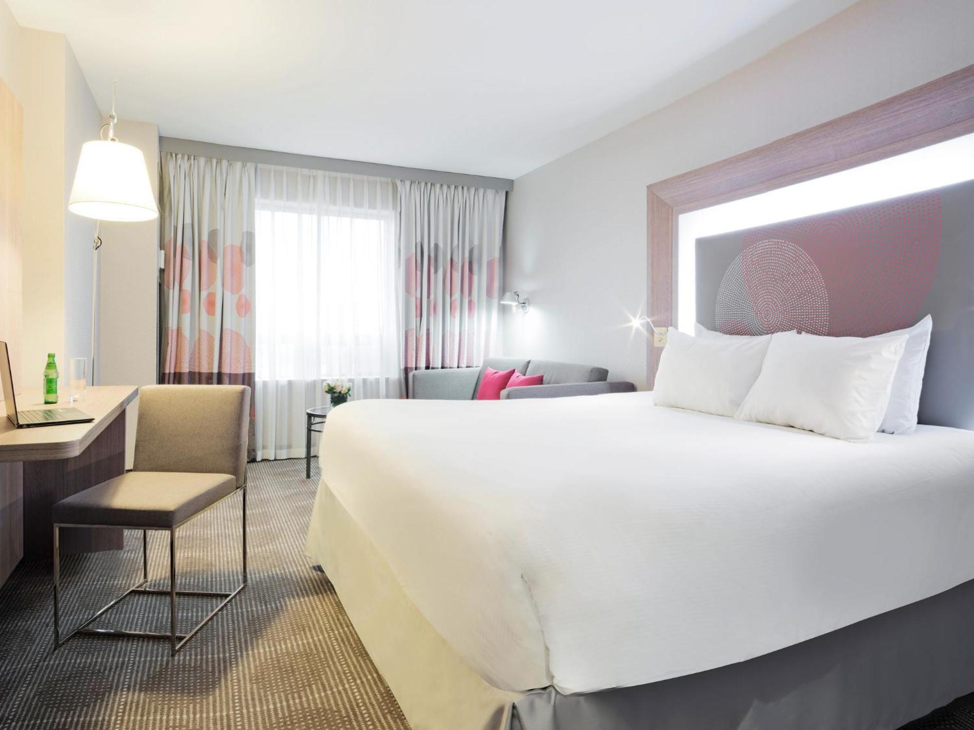 Doubletree By Hilton Ottawa Downtown Hotel Екстериор снимка