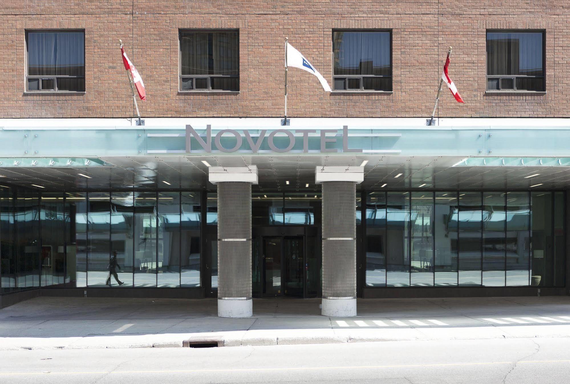 Doubletree By Hilton Ottawa Downtown Hotel Екстериор снимка