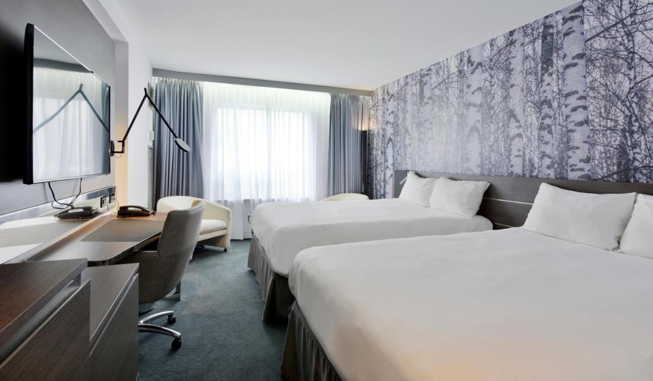 Doubletree By Hilton Ottawa Downtown Hotel Екстериор снимка