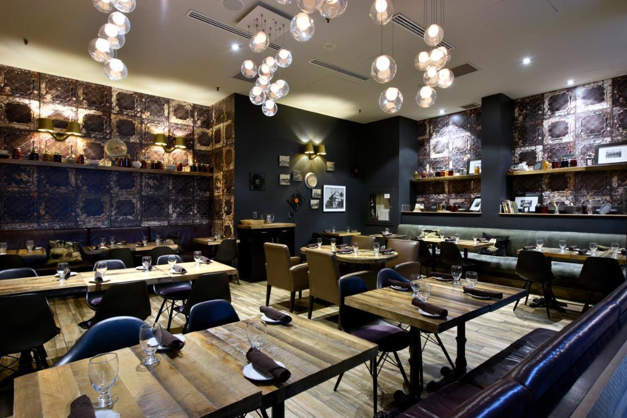 Doubletree By Hilton Ottawa Downtown Hotel Екстериор снимка